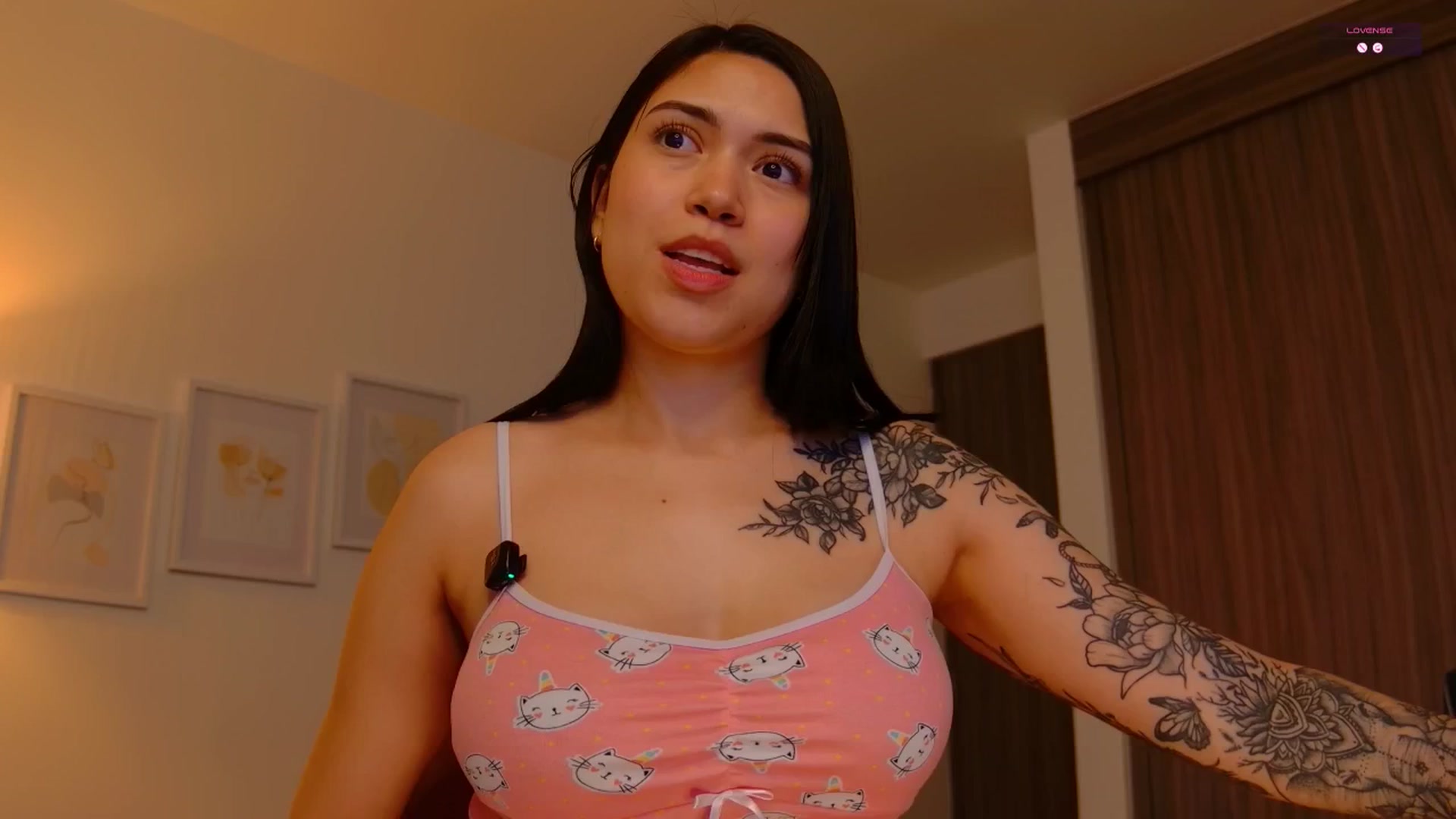 Gallery image thumbnail from angel_sweet9's myfreecams stream on, 11/14/2025, 15:52 image 5 of 20