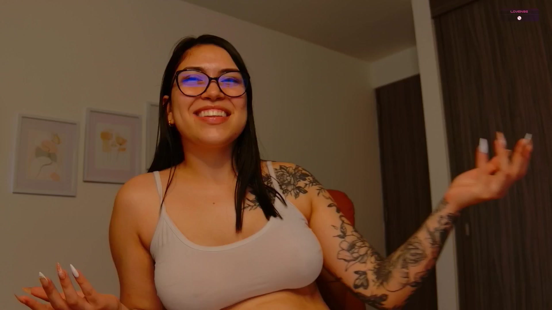 Gallery image thumbnail from angel_sweet9's myfreecams stream on, 12/09/2025, 19:36 image 7 of 20