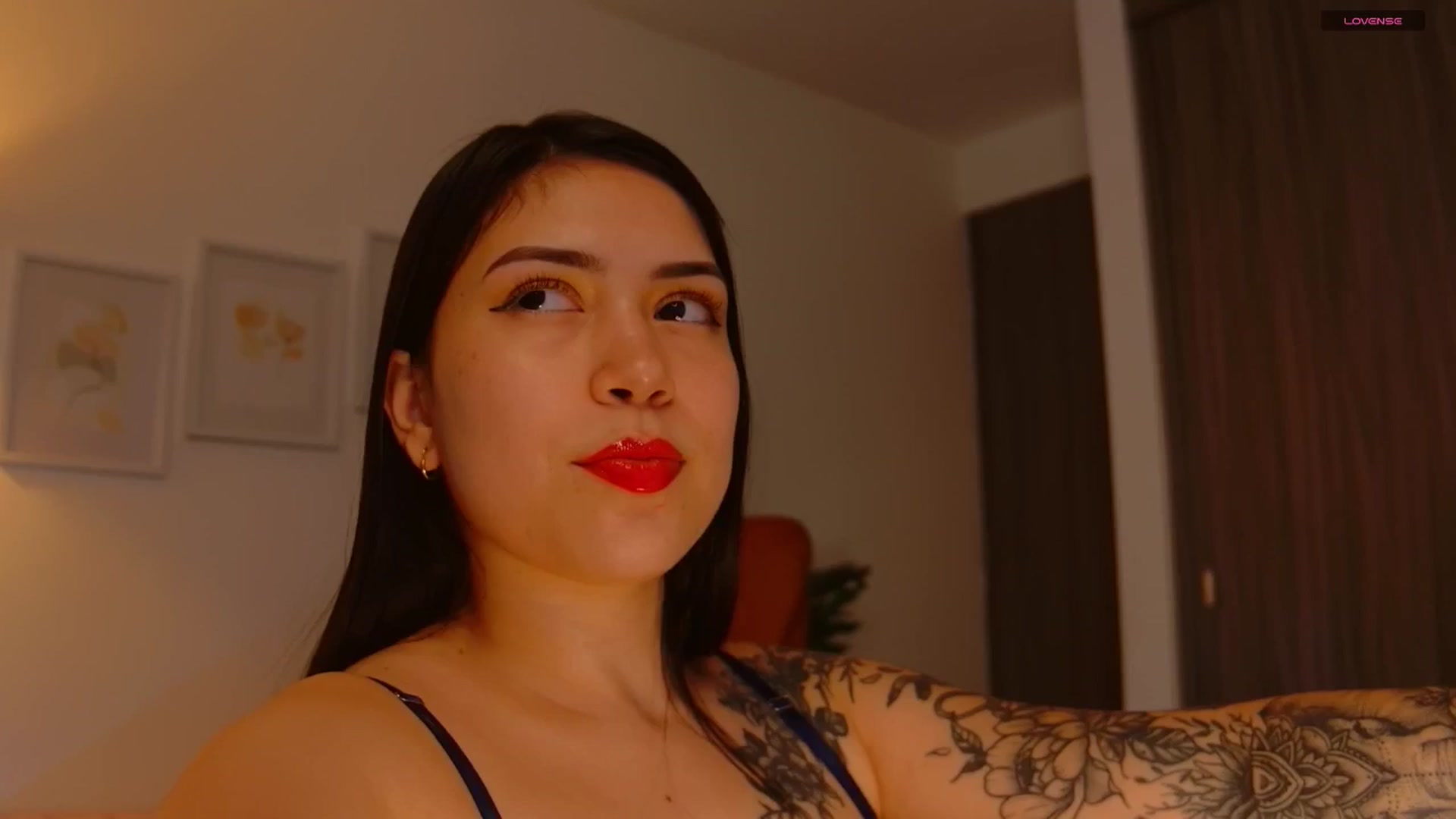 Gallery image thumbnail from angel_sweet9's myfreecams stream on, 01/29/2026, 20:30 image 2 of 20
