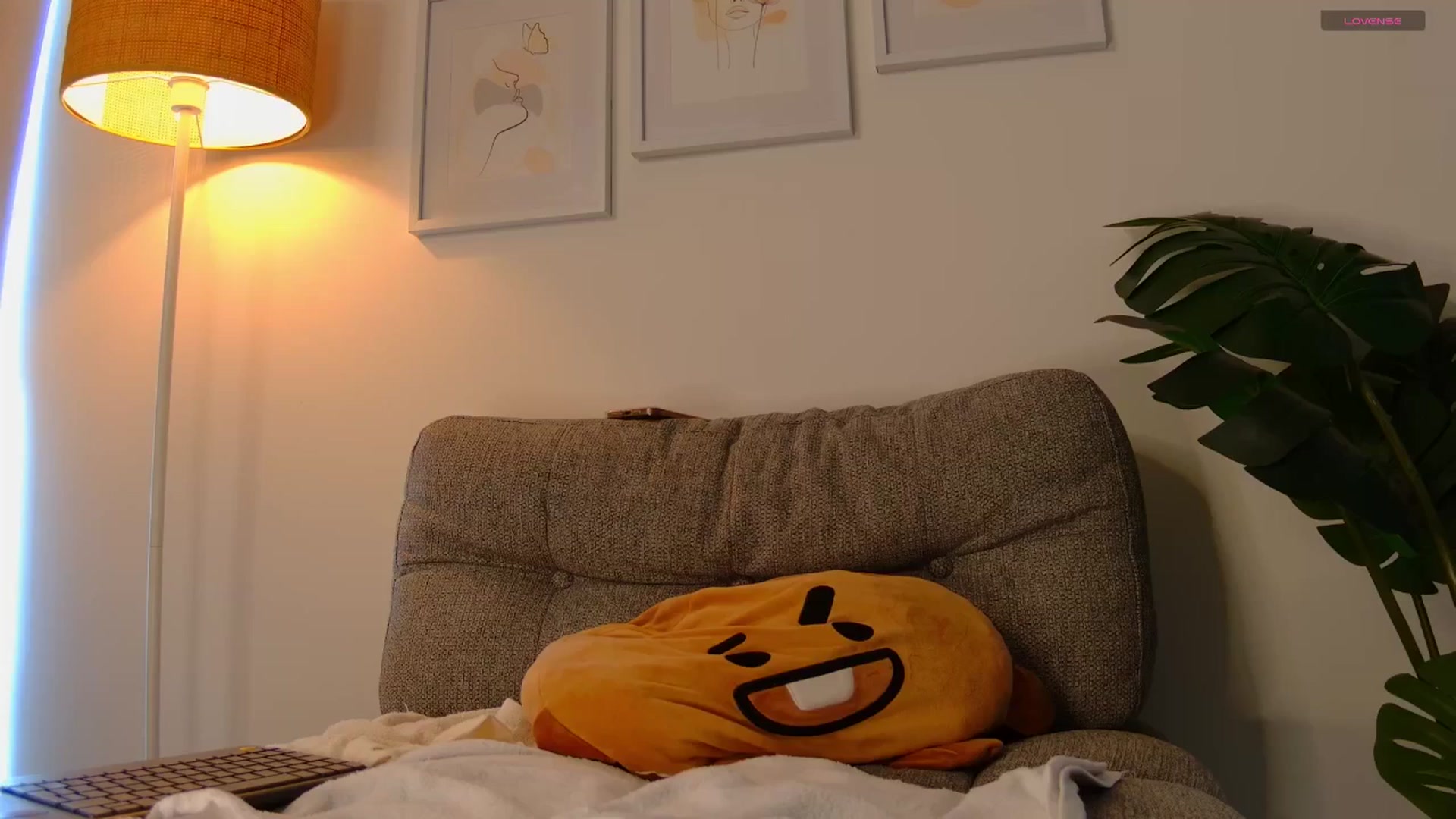 Gallery image thumbnail from angel_sweet9's myfreecams stream on, 02/17/2026, 17:26 image 3 of 20