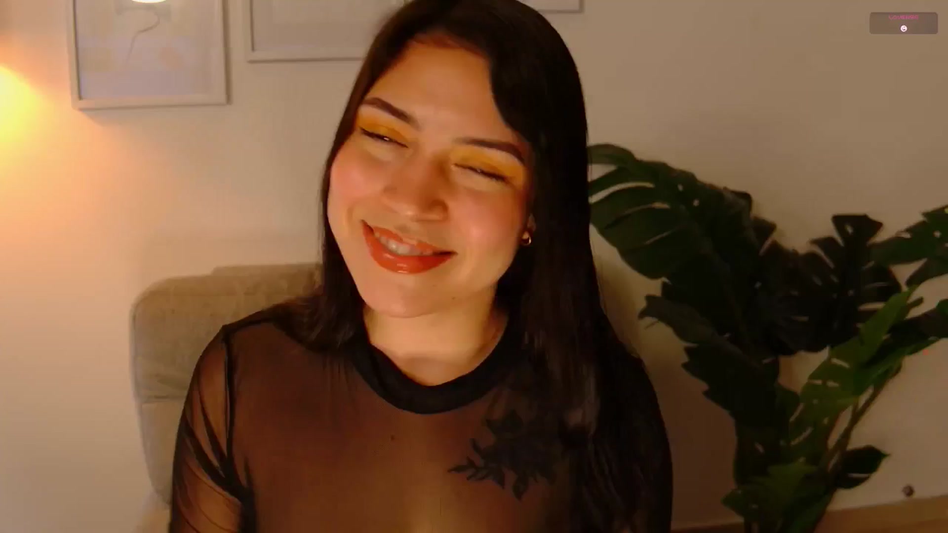 Gallery image thumbnail from angel_sweet9's myfreecams stream on, 02/21/2026, 17:21 image 6 of 20