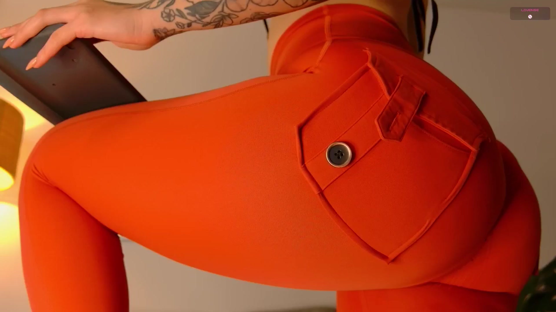 Gallery image thumbnail from angel_sweet9's myfreecams stream on, 02/26/2026, 17:01 image 18 of 20