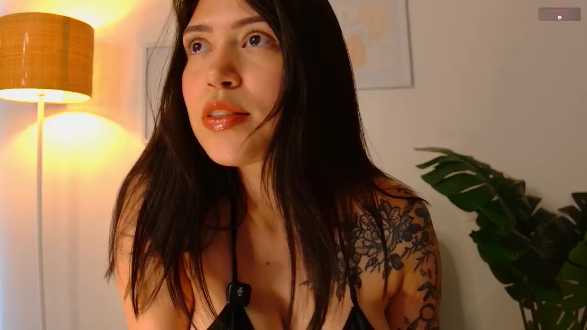 Gallery image thumbnail from angel_sweet9's myfreecams stream on, 03/02/2026, 17:09 image 8 of 20
