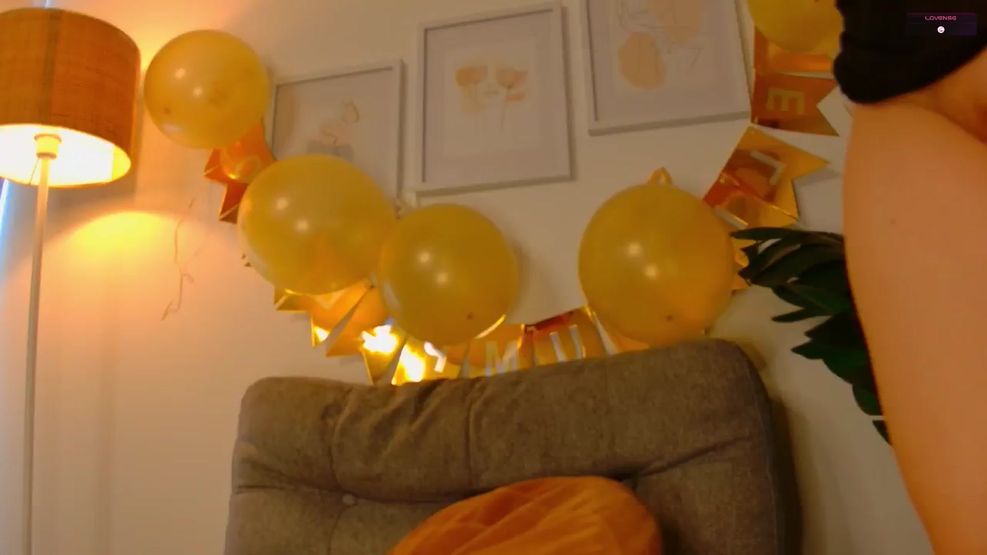 Gallery image thumbnail from angel_sweet9's myfreecams stream on, 03/21/2026, 17:10 image 20 of 20