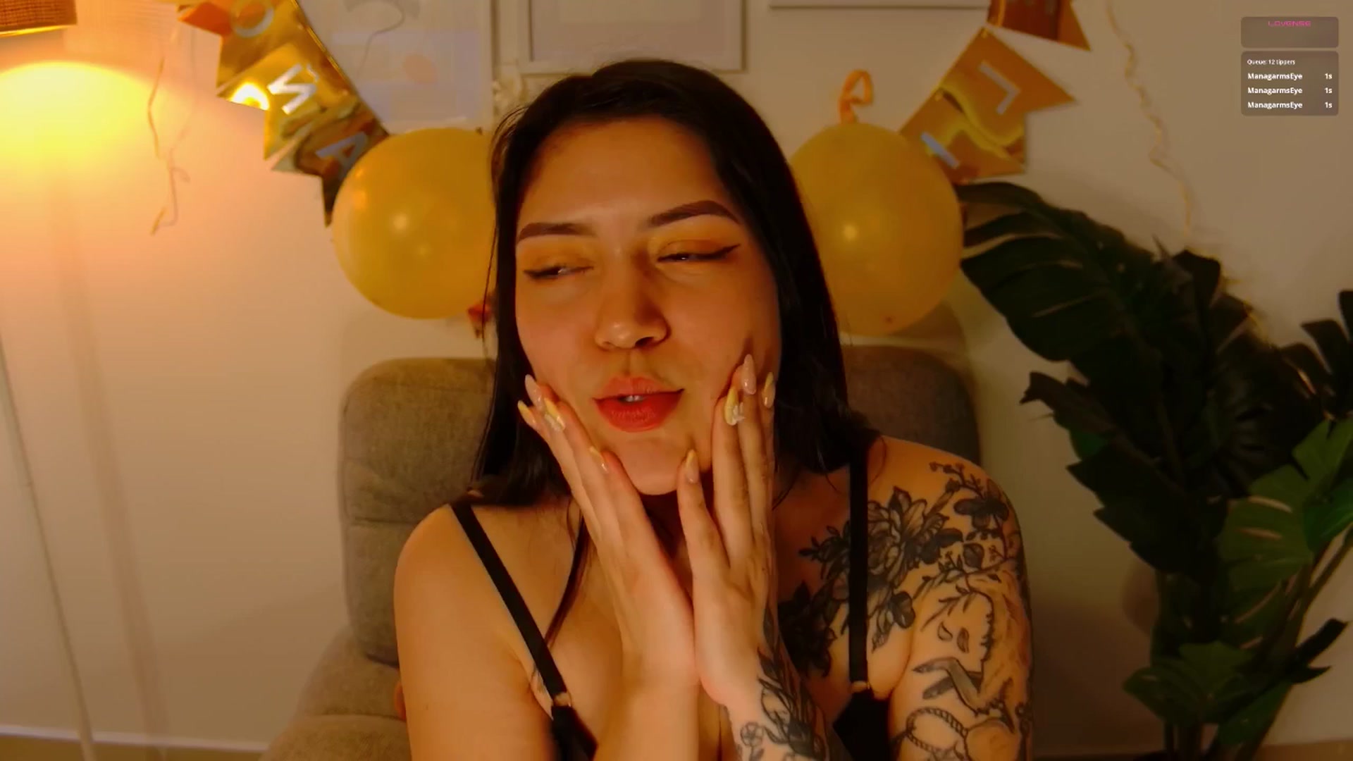 Gallery image thumbnail from angel_sweet9's myfreecams stream on, 03/21/2026, 20:19 image 18 of 20