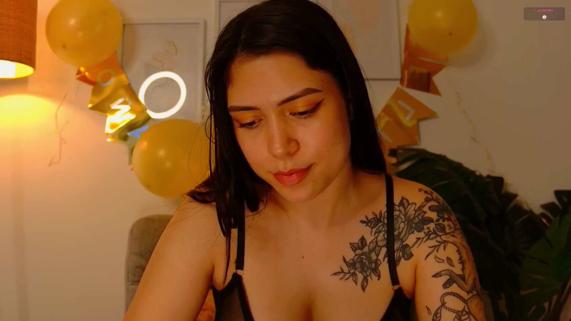 Gallery image thumbnail from angel_sweet9's myfreecams stream on, 03/21/2026, 20:47 image 7 of 20