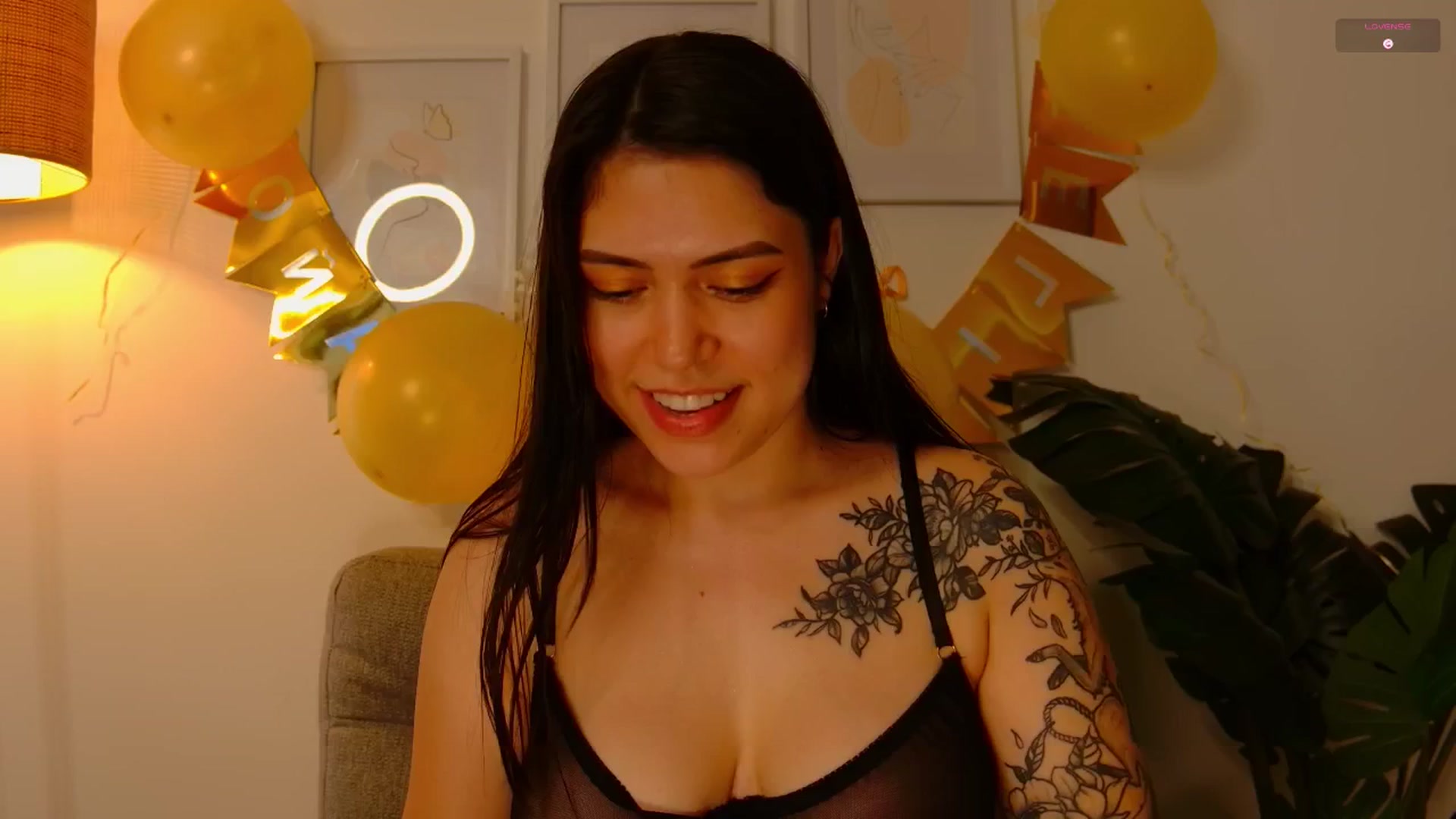 Gallery image thumbnail from angel_sweet9's myfreecams stream on, 03/21/2026, 20:47 image 14 of 20