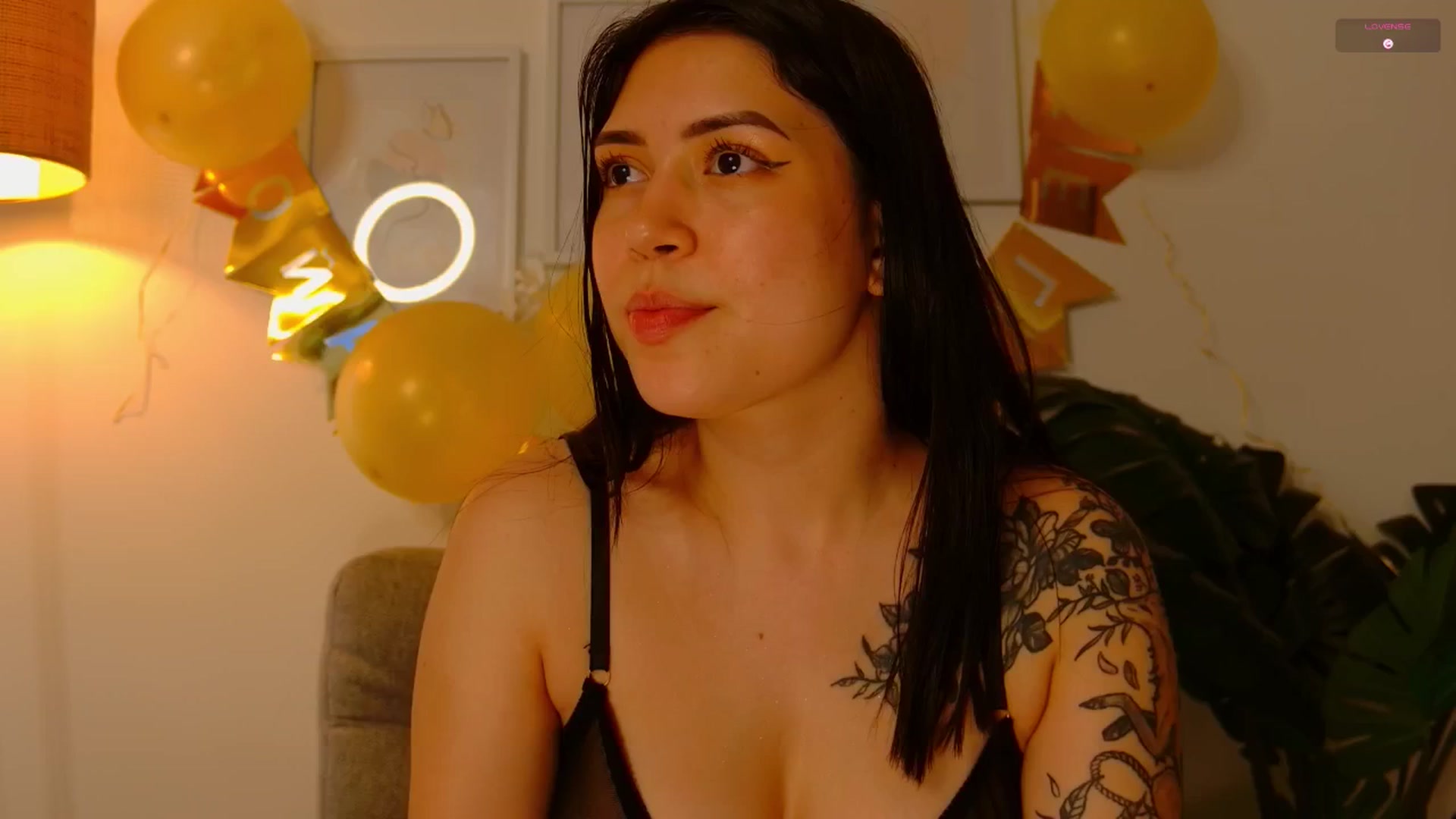 Gallery image thumbnail from angel_sweet9's myfreecams stream on, 03/21/2026, 20:47 image 6 of 20