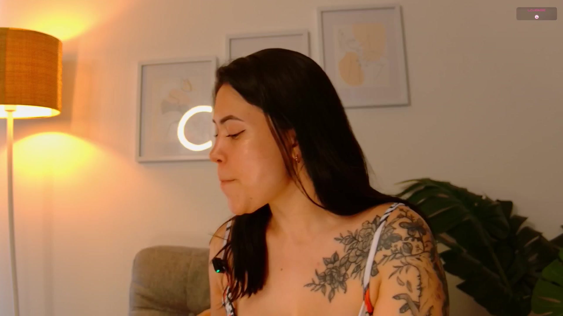 Gallery image thumbnail from angel_sweet9's myfreecams stream on, 03/26/2026, 16:06 image 5 of 20