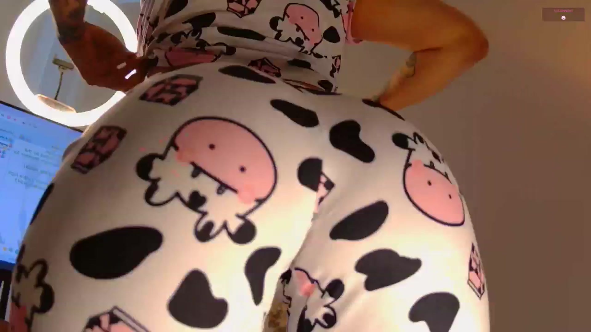 Gallery image thumbnail from angel_sweet9's myfreecams stream on, 04/14/2026, 15:06 image 11 of 20
