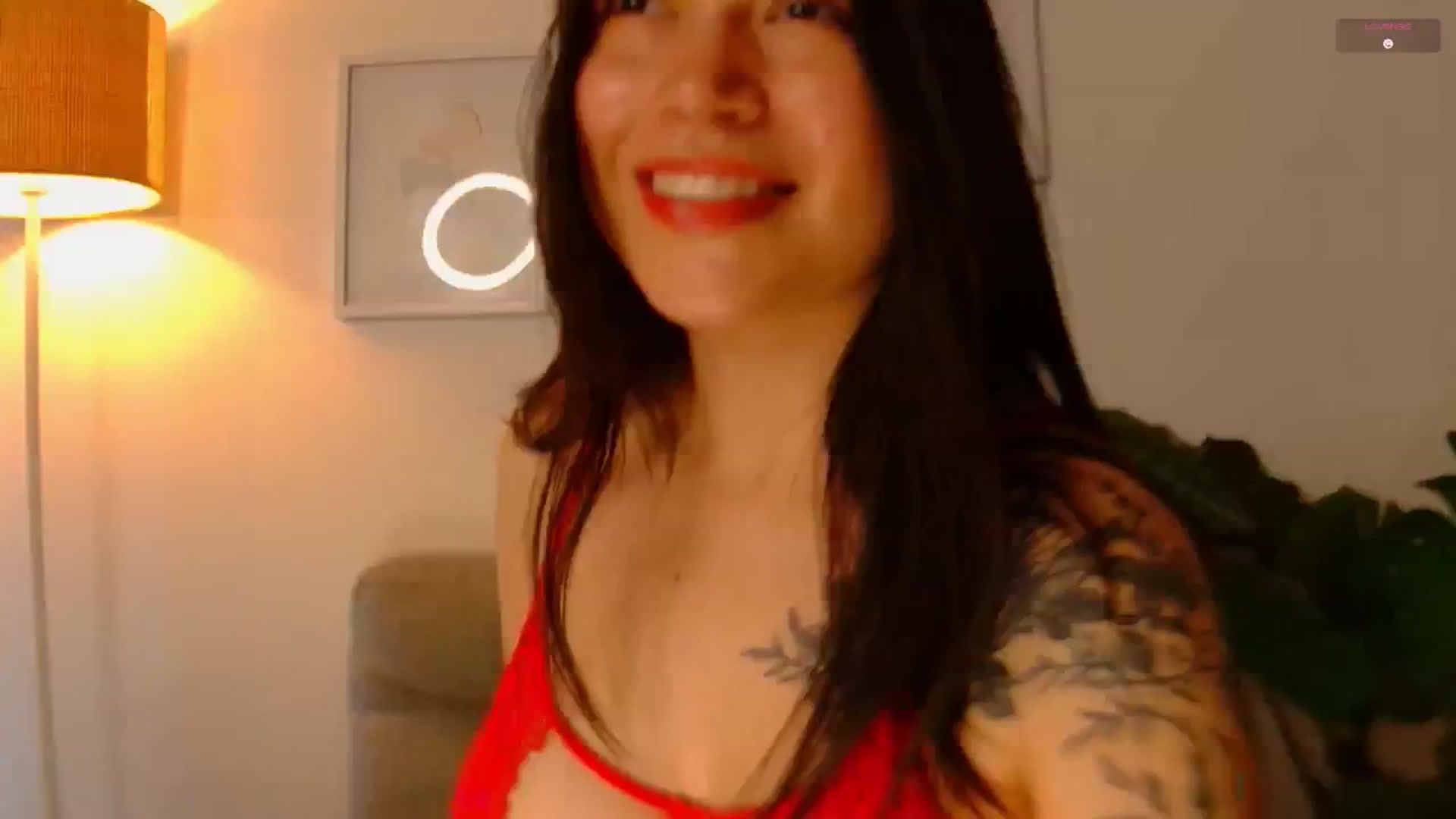 Gallery image thumbnail from angel_sweet9's myfreecams stream on, 04/17/2026, 15:20 image 15 of 20