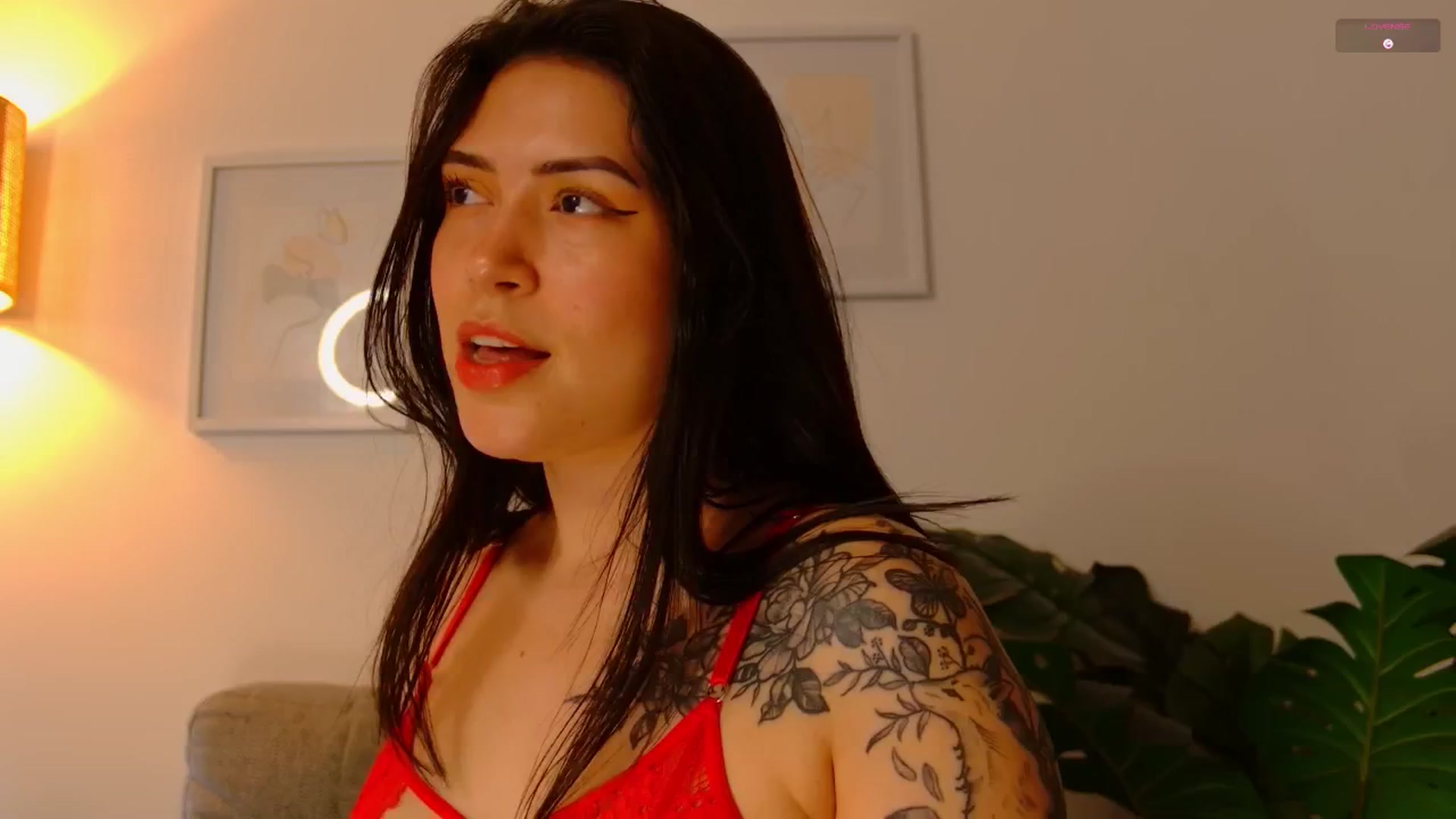 Gallery image thumbnail from angel_sweet9's myfreecams stream on, 04/17/2026, 15:20 image 16 of 20