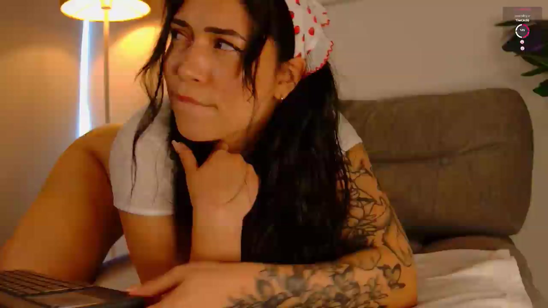 Gallery image thumbnail from angel_sweet9's myfreecams stream on, 05/22/2026, 16:31 image 12 of 20