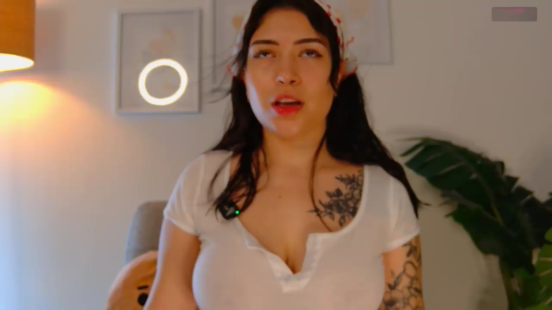 Gallery image thumbnail from angel_sweet9's myfreecams stream on, 06/25/2026, 13:40 image 8 of 20