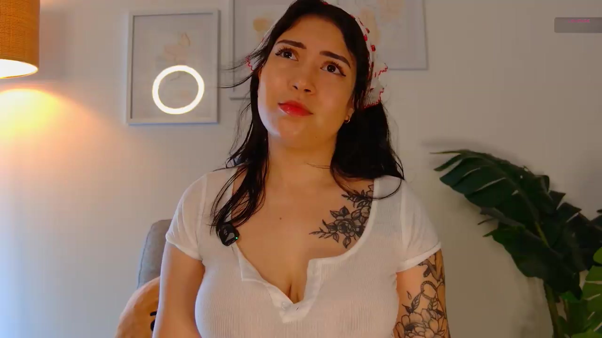 Gallery image thumbnail from angel_sweet9's myfreecams stream on, 06/25/2026, 13:40 image 6 of 20