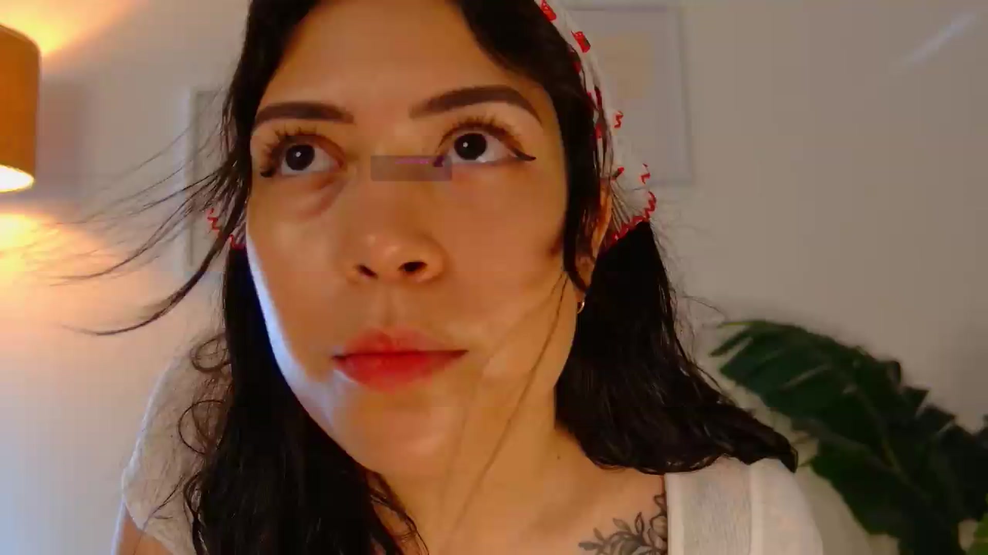 Gallery image thumbnail from angel_sweet9's myfreecams stream on, 06/25/2026, 13:40 image 1 of 20