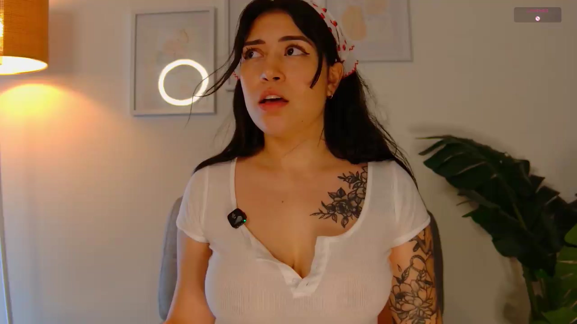 Gallery image thumbnail from angel_sweet9's myfreecams stream on, 06/25/2026, 16:14 image 1 of 20