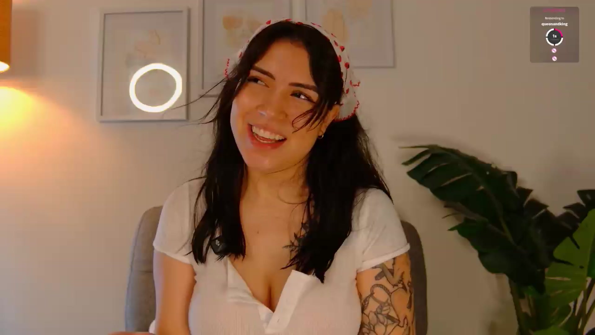 Gallery image thumbnail from angel_sweet9's myfreecams stream on, 06/25/2026, 16:14 image 5 of 20