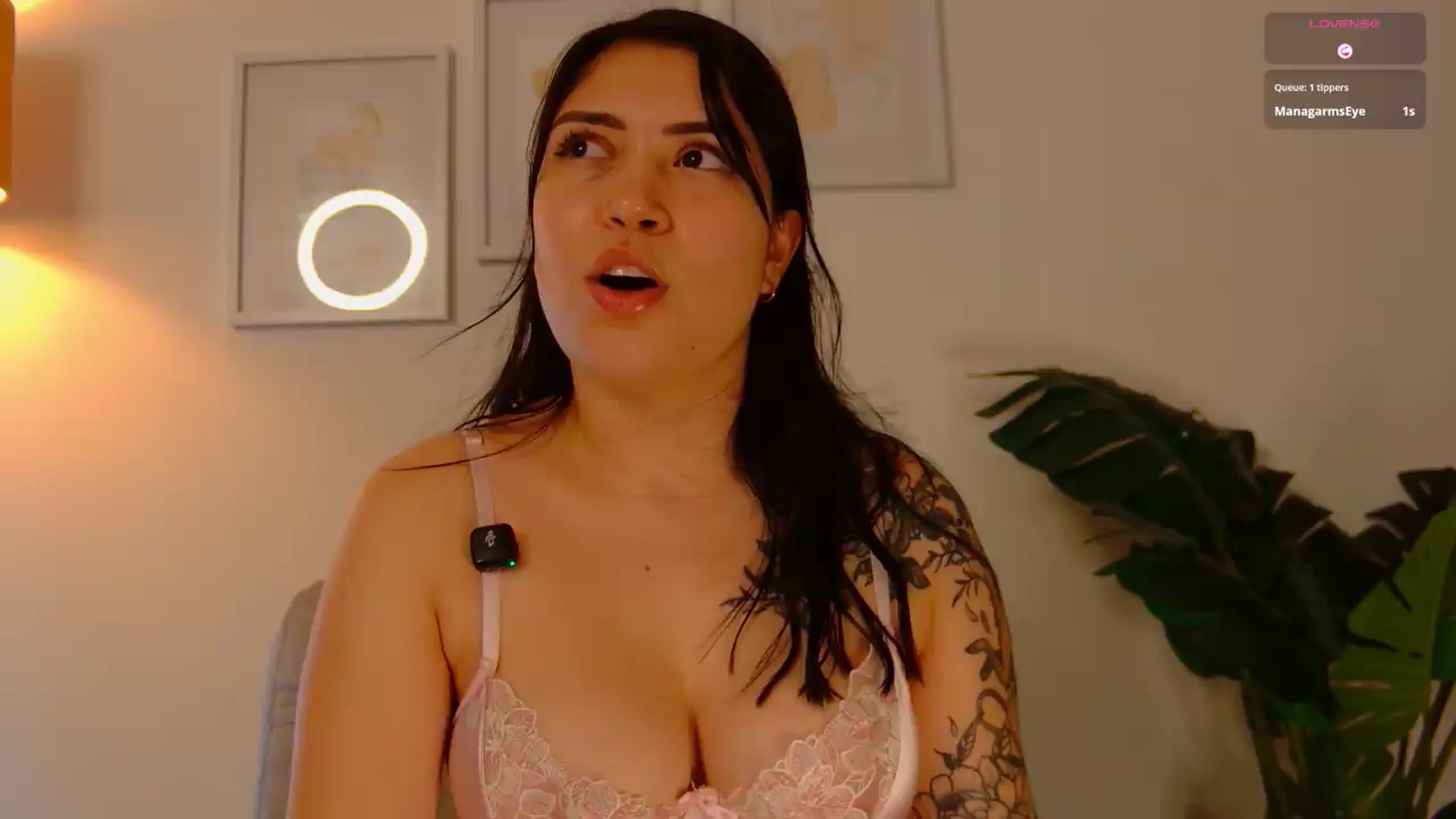 Gallery image thumbnail from angel_sweet9's myfreecams stream on, 06/26/2026, 18:13 image 19 of 20