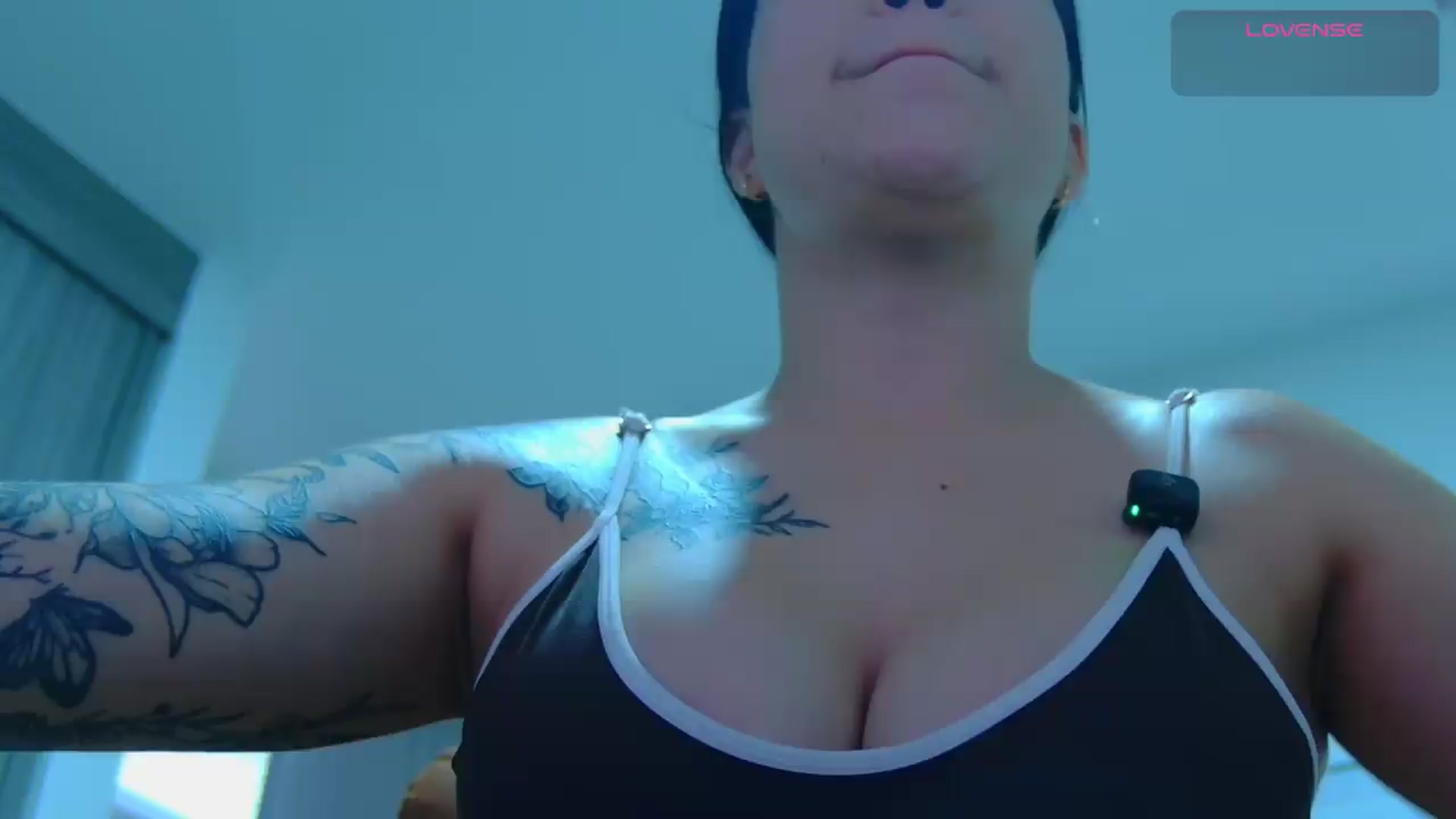 Gallery image thumbnail from angel_sweet9's myfreecams stream on, 07/15/2026, 17:13 image 20 of 20