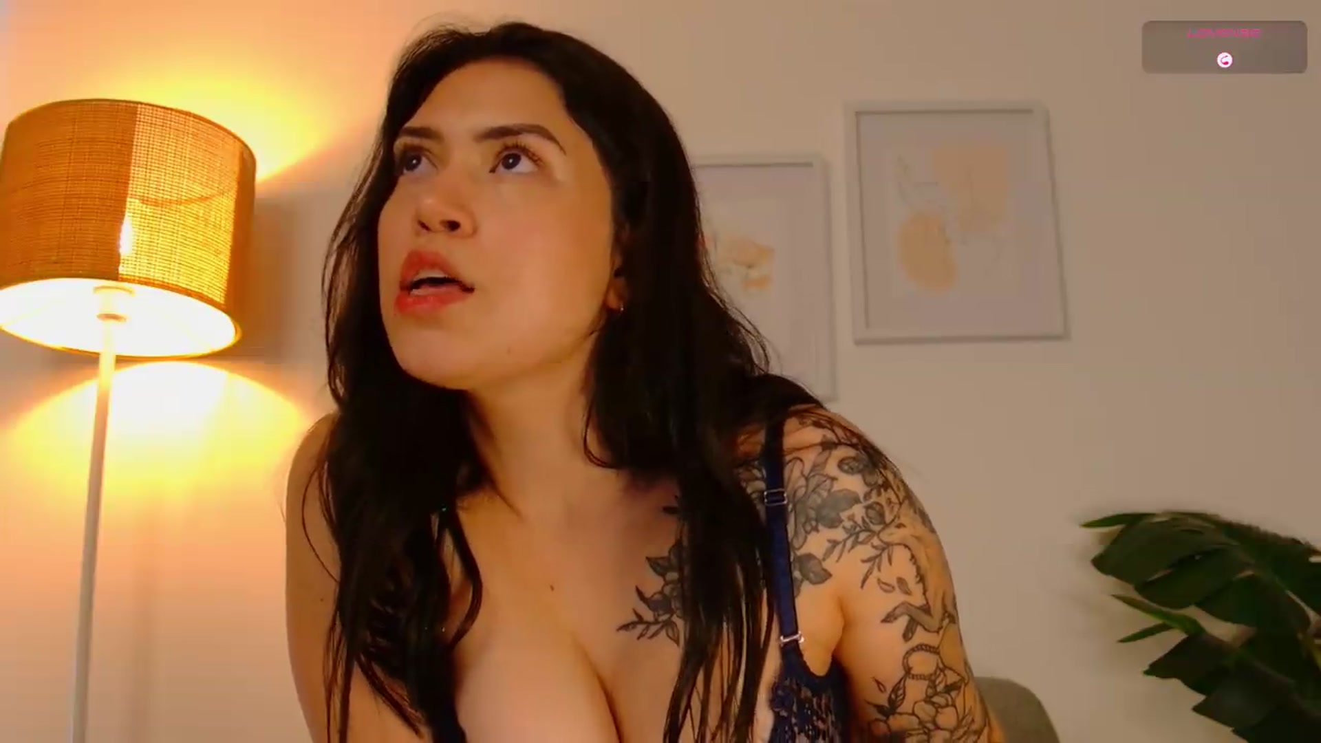 Gallery image thumbnail from angel_sweet9's myfreecams stream on, 08/05/2026, 17:31 image 17 of 20
