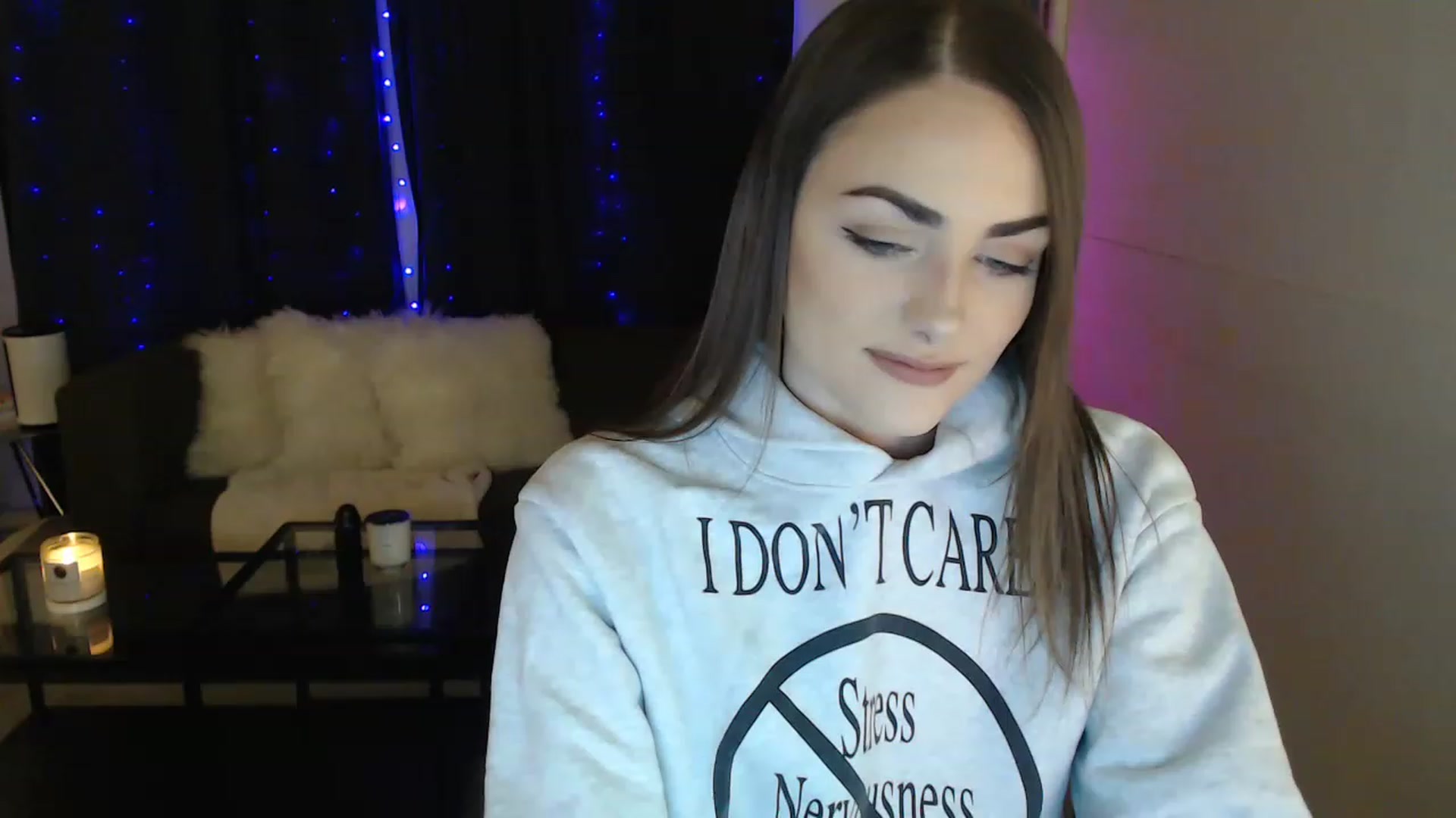 Gallery image thumbnail from angelpuppygrl's myfreecams stream on, 11/21/2022, 24:07 image 20 of 20