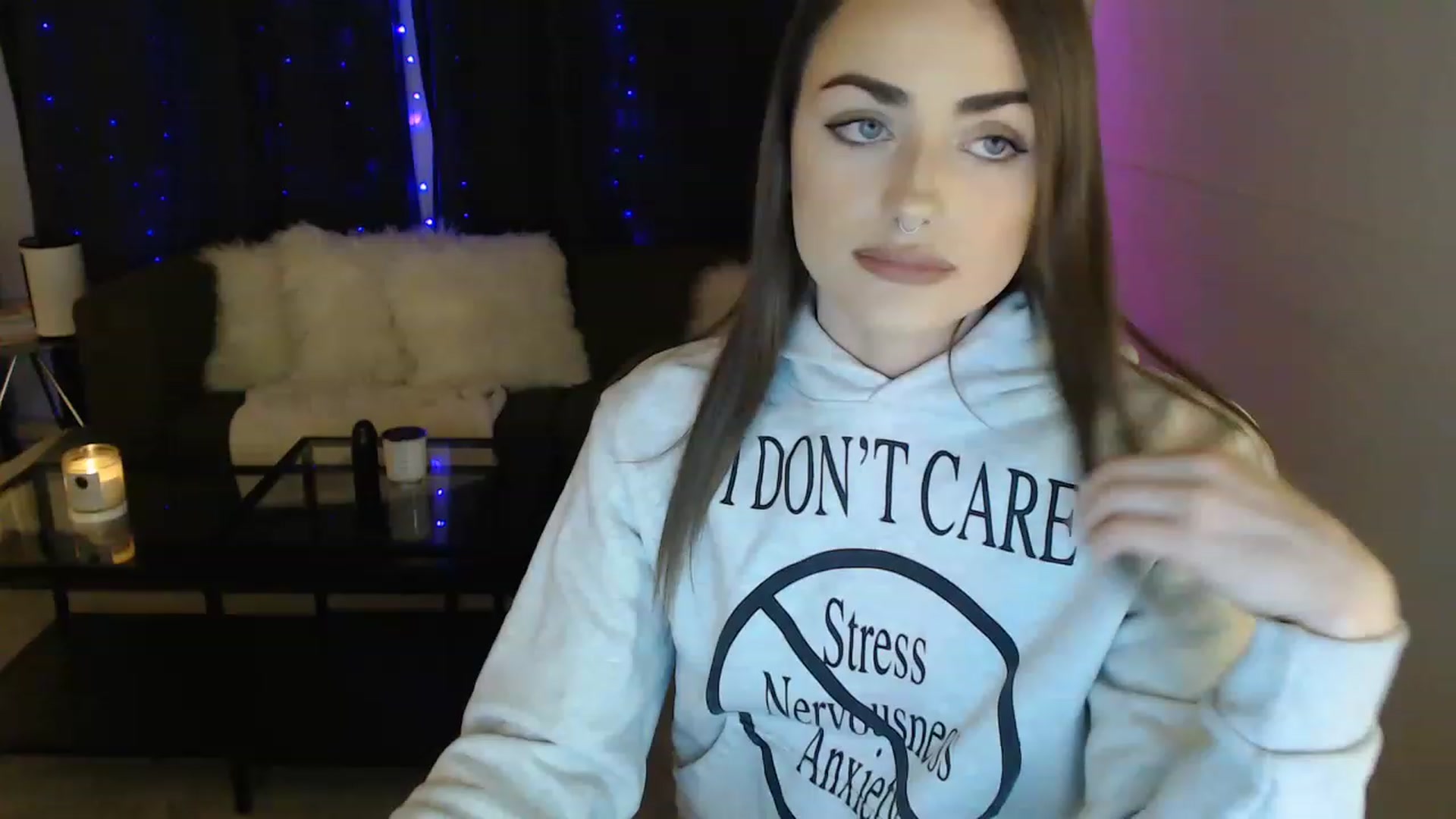 Gallery image thumbnail from angelpuppygrl's myfreecams stream on, 11/21/2022, 24:07 image 11 of 20