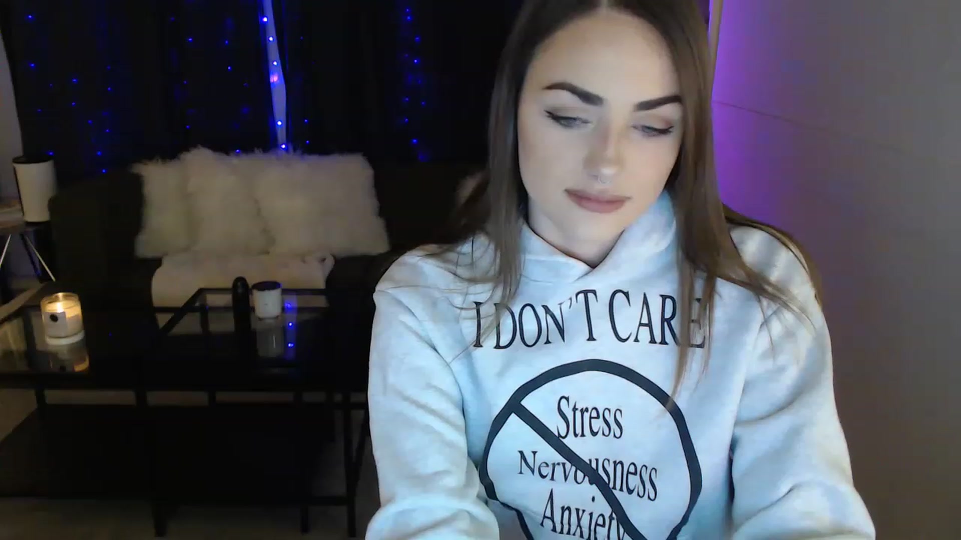 Gallery image thumbnail from angelpuppygrl's myfreecams stream on, 11/21/2022, 24:07 image 13 of 20
