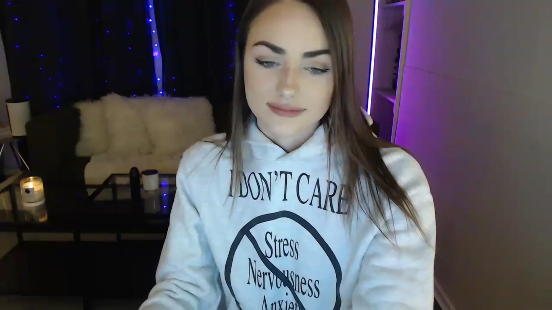 Gallery image thumbnail from angelpuppygrl's myfreecams stream on, 11/21/2022, 24:18 image 19 of 20