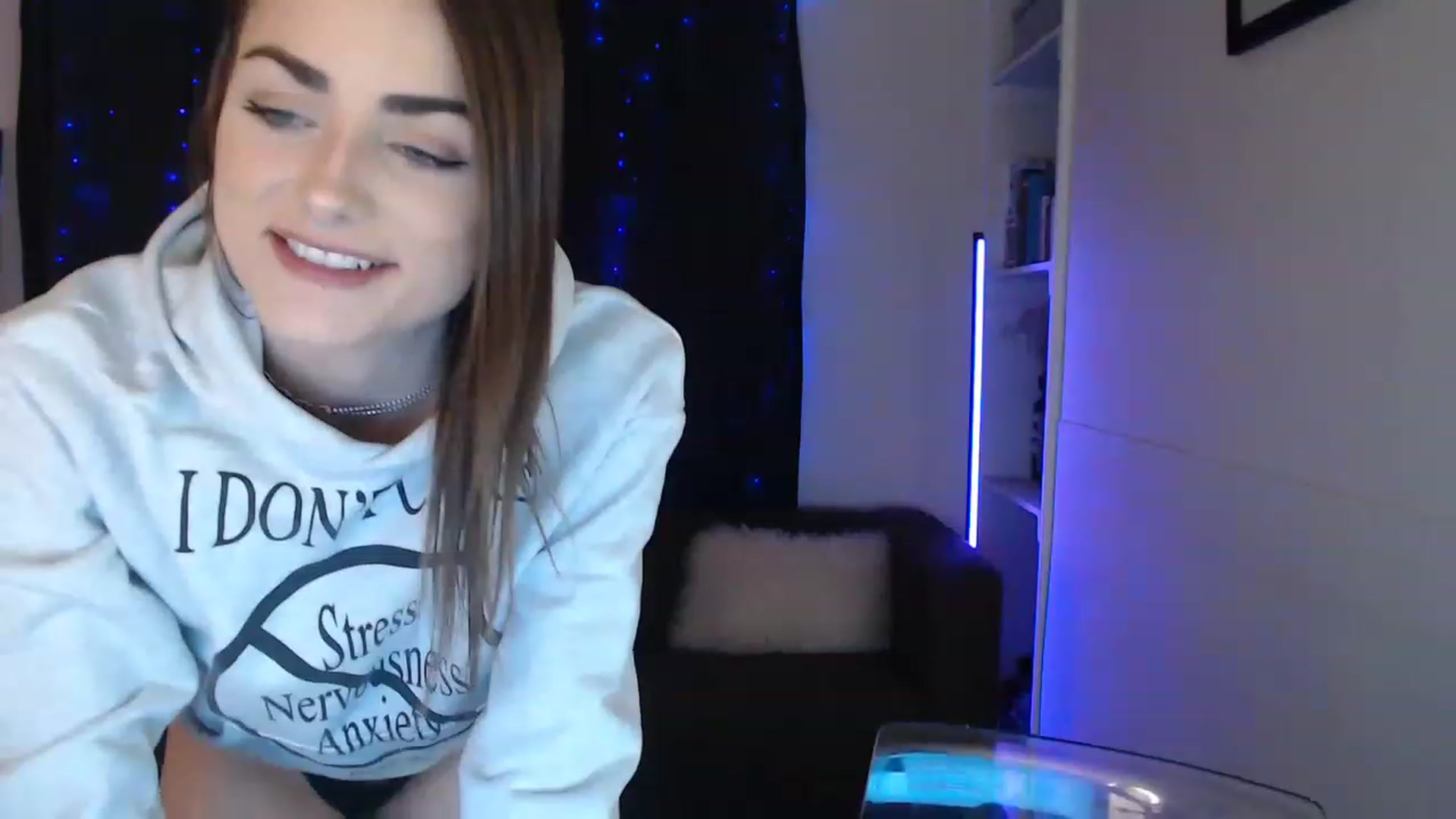 Gallery image thumbnail from angelpuppygrl's myfreecams stream on, 11/21/2022, 24:18 image 12 of 20