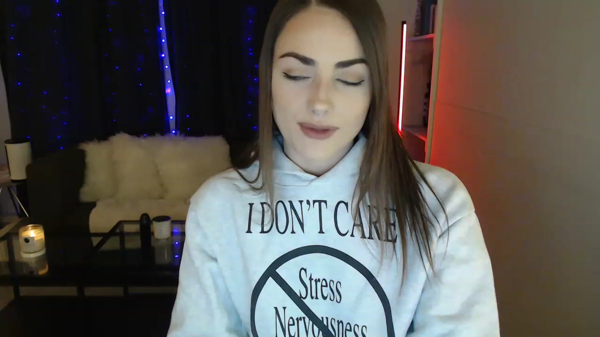 Gallery image thumbnail from angelpuppygrl's myfreecams stream on, 11/21/2022, 24:18 image 6 of 20