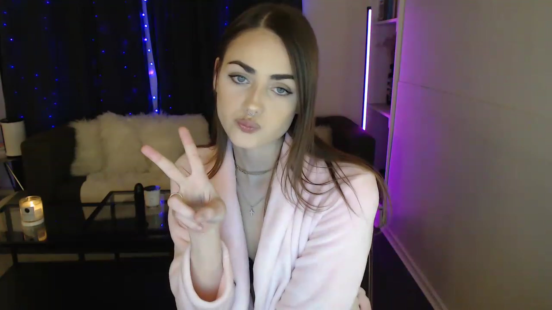 Gallery image thumbnail from angelpuppygrl's myfreecams stream on, 11/21/2022, 05:50 image 10 of 20