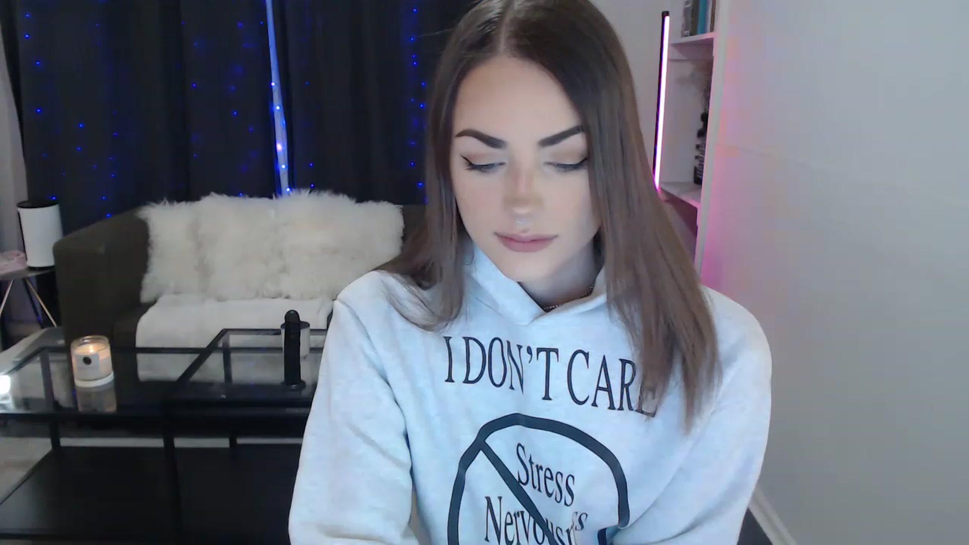 Gallery image thumbnail from angelpuppygrl's myfreecams stream on, 11/22/2022, 13:46 image 3 of 20