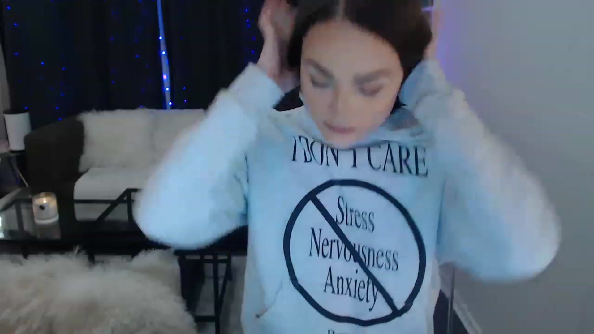 Gallery image thumbnail from angelpuppygrl's myfreecams stream on, 11/22/2022, 13:46 image 15 of 20