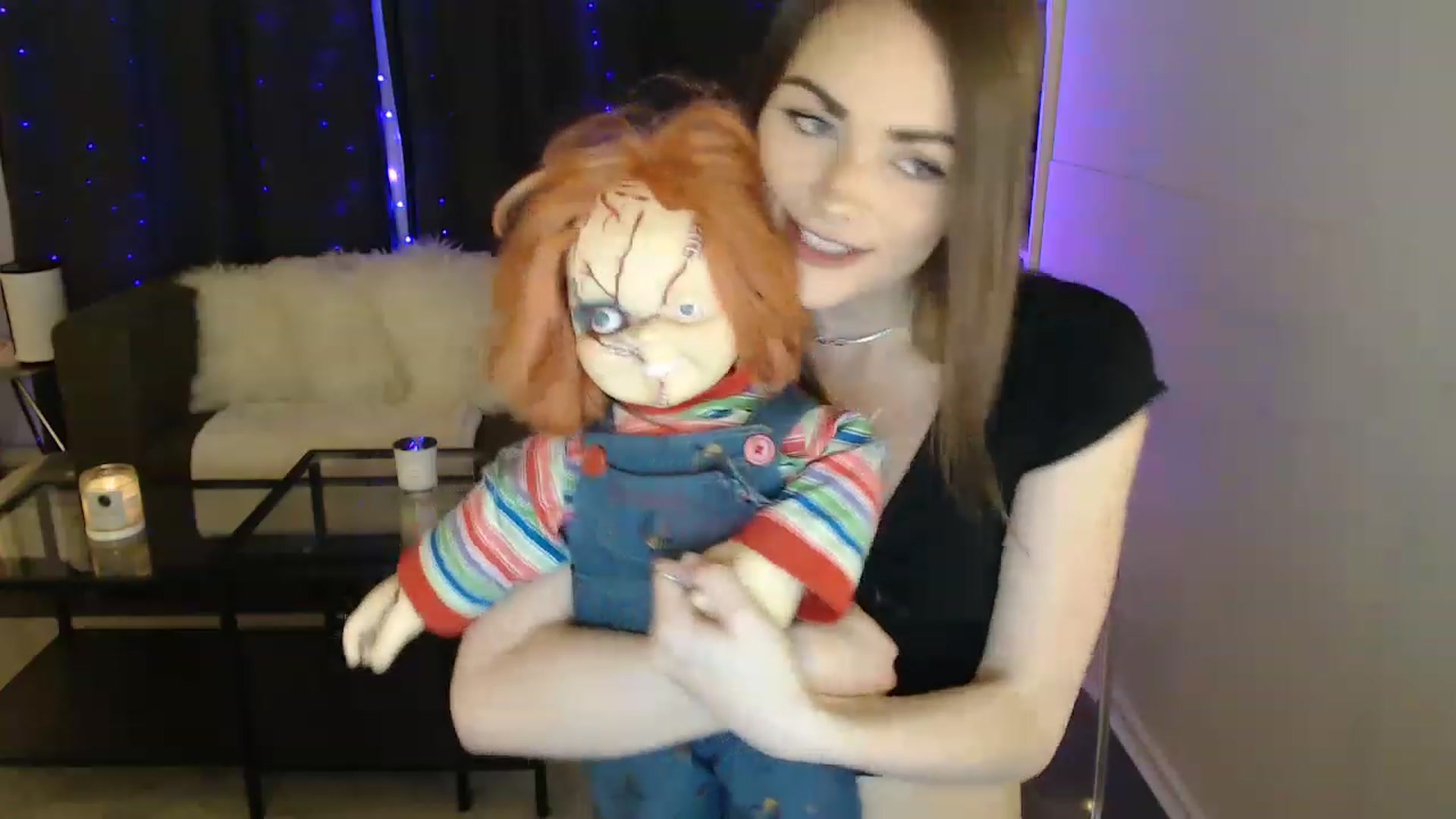 Gallery image thumbnail from angelpuppygrl's myfreecams stream on, 11/22/2022, 21:11 image 12 of 20