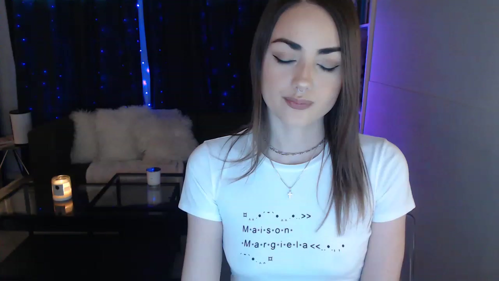 Gallery image thumbnail from angelpuppygrl's myfreecams stream on, 11/27/2022, 15:16 image 8 of 20