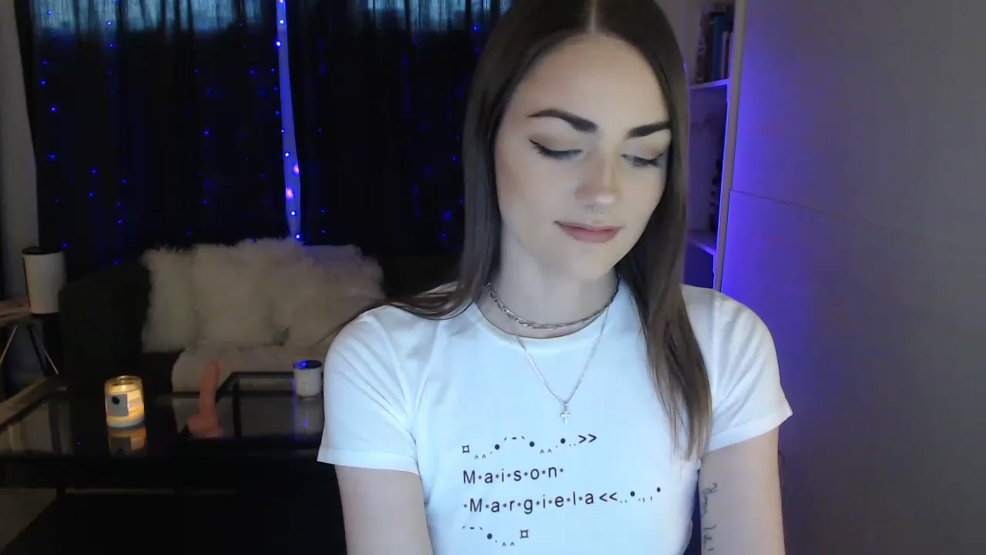 Gallery image thumbnail from angelpuppygrl's myfreecams stream on, 11/27/2022, 15:16 image 11 of 20