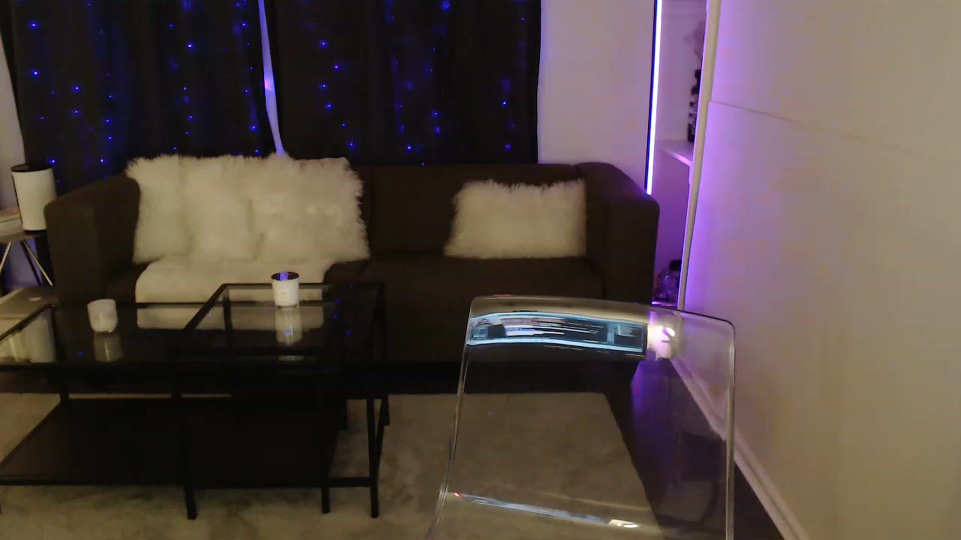 Gallery image thumbnail from angelpuppygrl's myfreecams stream on, 12/01/2022, 10:38 image 6 of 20
