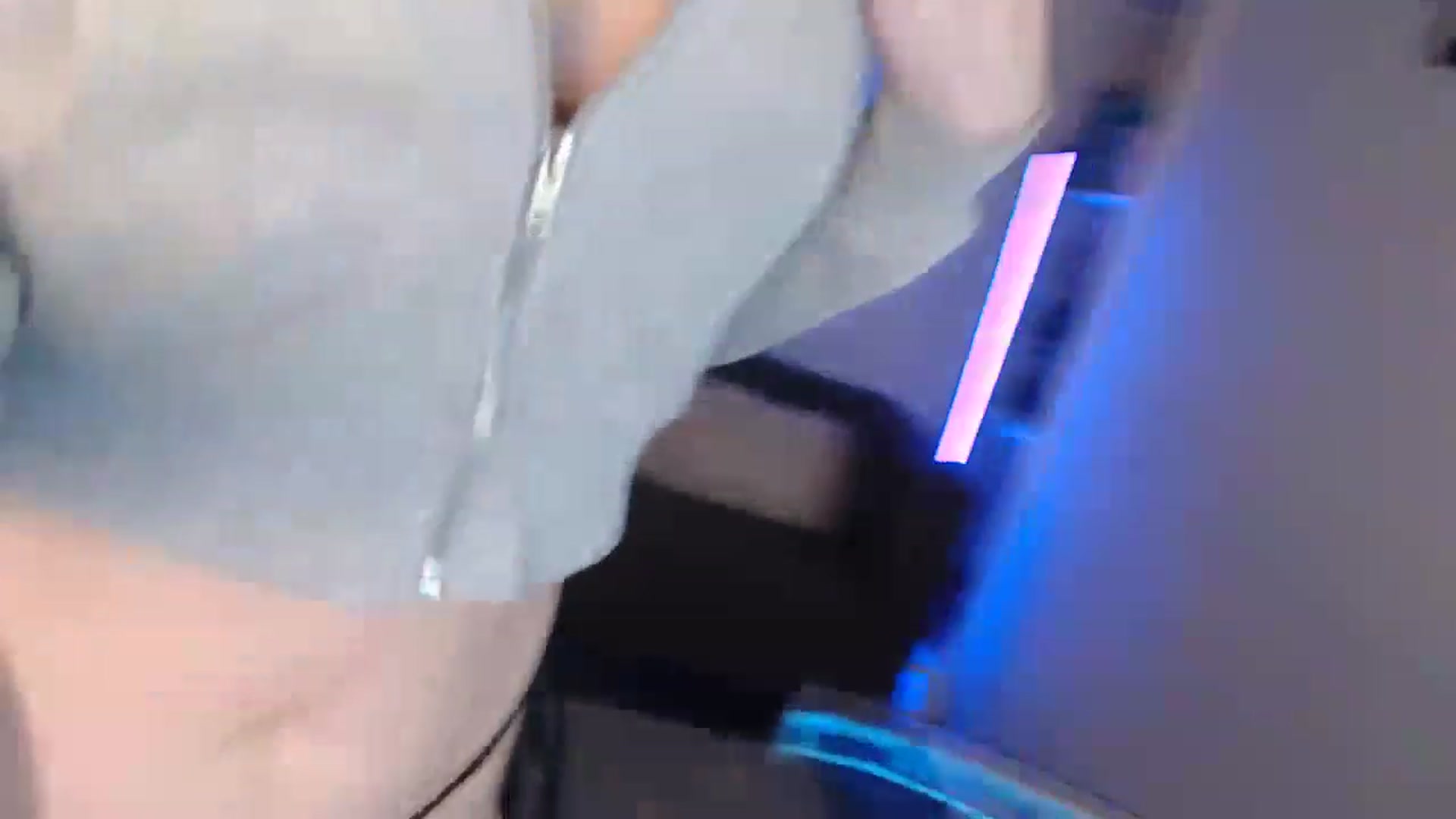 Gallery image thumbnail from angelpuppygrl's myfreecams stream on, 12/05/2022, 06:24 image 5 of 20
