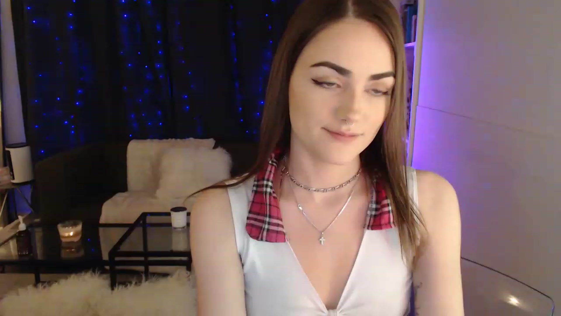 Gallery image thumbnail from angelpuppygrl's myfreecams stream on, 12/28/2022, 02:37 image 14 of 20