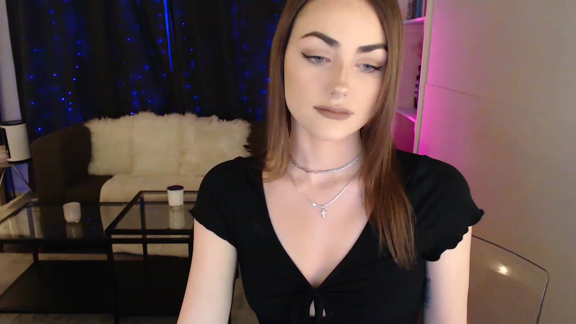Gallery image thumbnail from angelpuppygrl's myfreecams stream on, 01/01/2023, 03:43 image 2 of 20