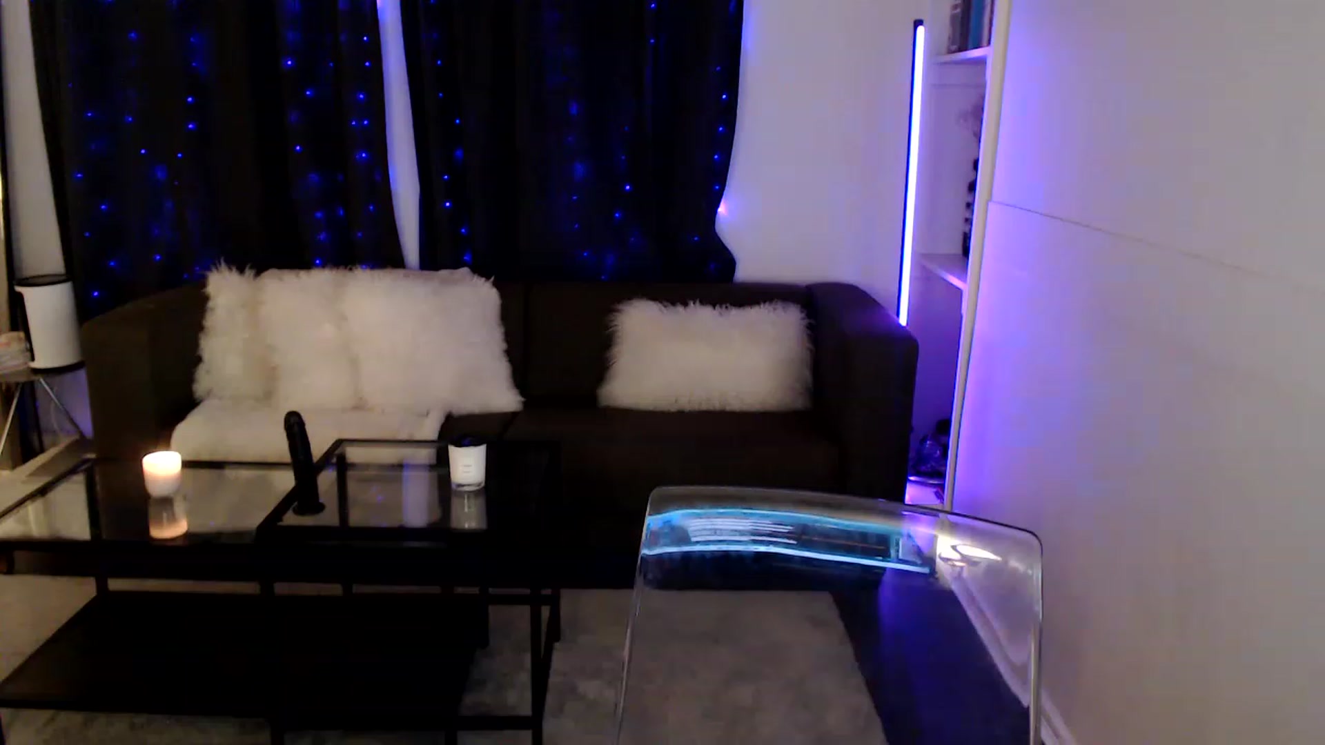 Gallery image thumbnail from angelpuppygrl's myfreecams stream on, 01/16/2023, 02:55 image 6 of 20