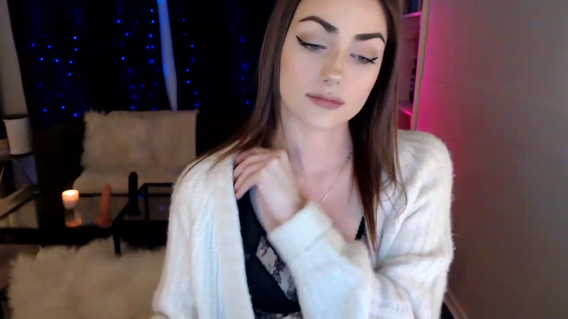 Gallery image thumbnail from angelpuppygrl's myfreecams stream on, 01/16/2023, 23:52 image 13 of 20