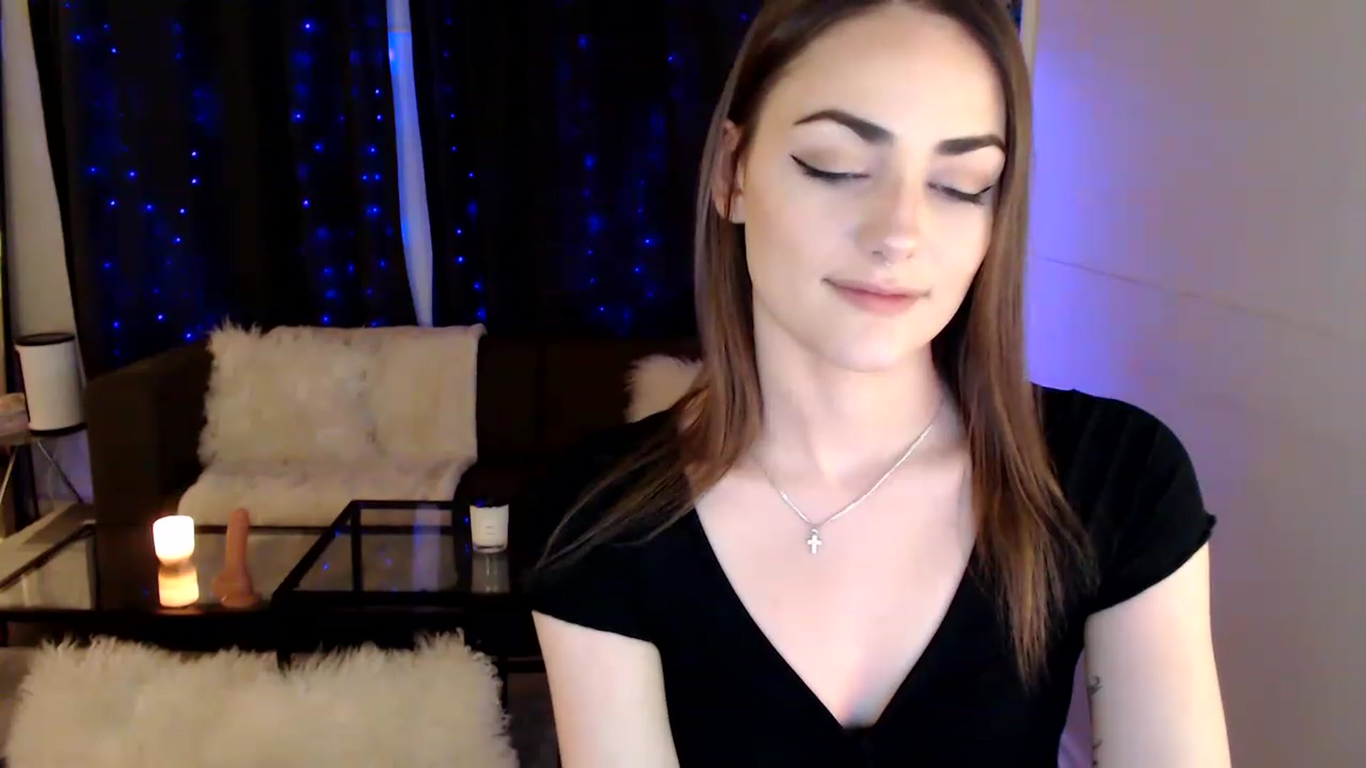 Gallery image thumbnail from angelpuppygrl's myfreecams stream on, 01/17/2023, 08:41 image 13 of 20