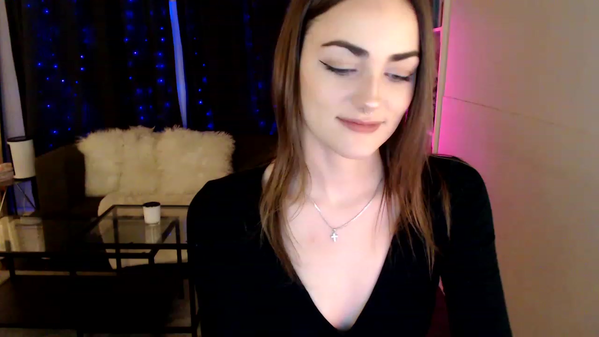 Gallery image thumbnail from angelpuppygrl's myfreecams stream on, 01/22/2023, 06:38 image 17 of 20