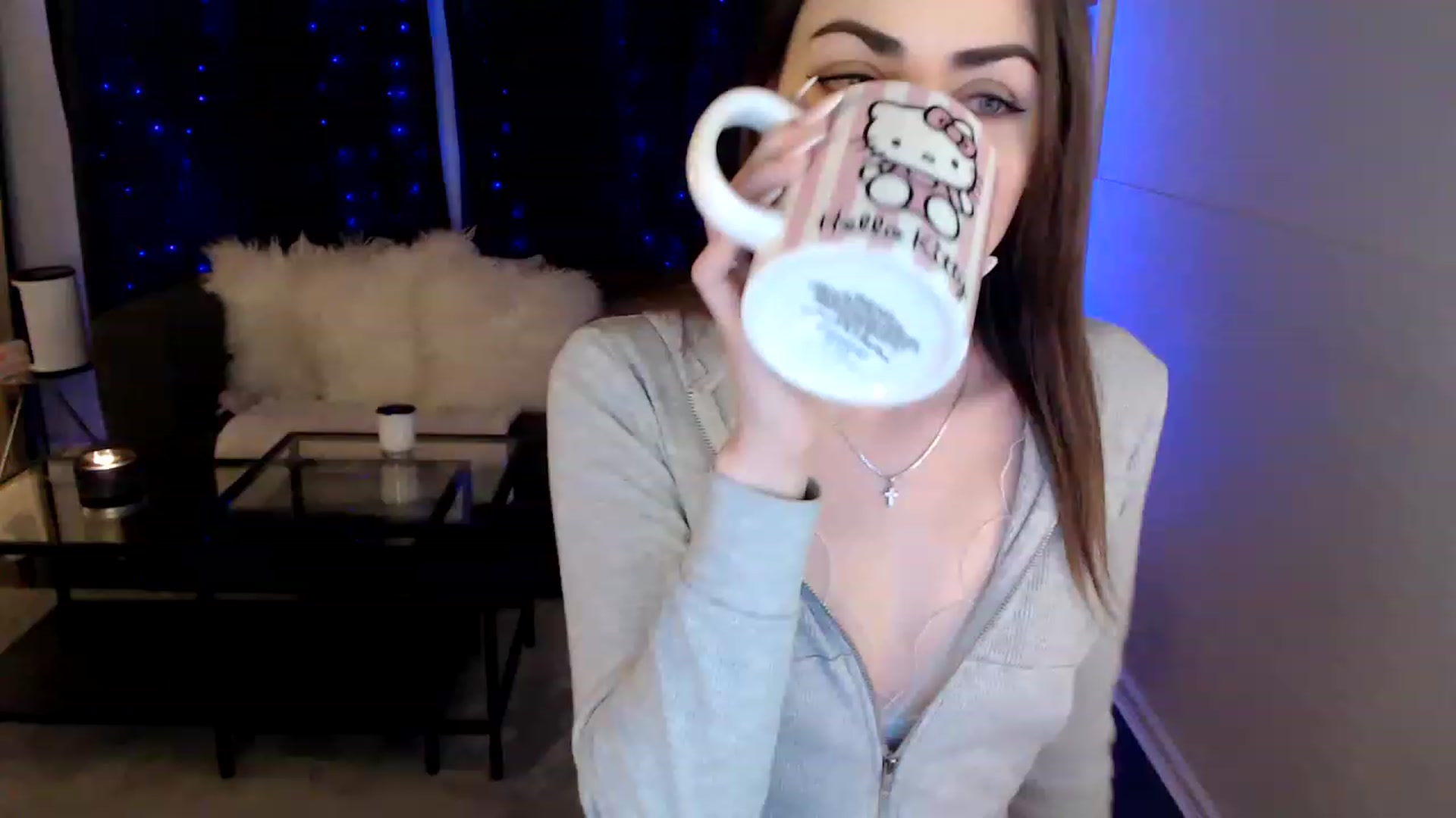 Gallery image thumbnail from angelpuppygrl's myfreecams stream on, 01/26/2023, 14:23 image 10 of 20