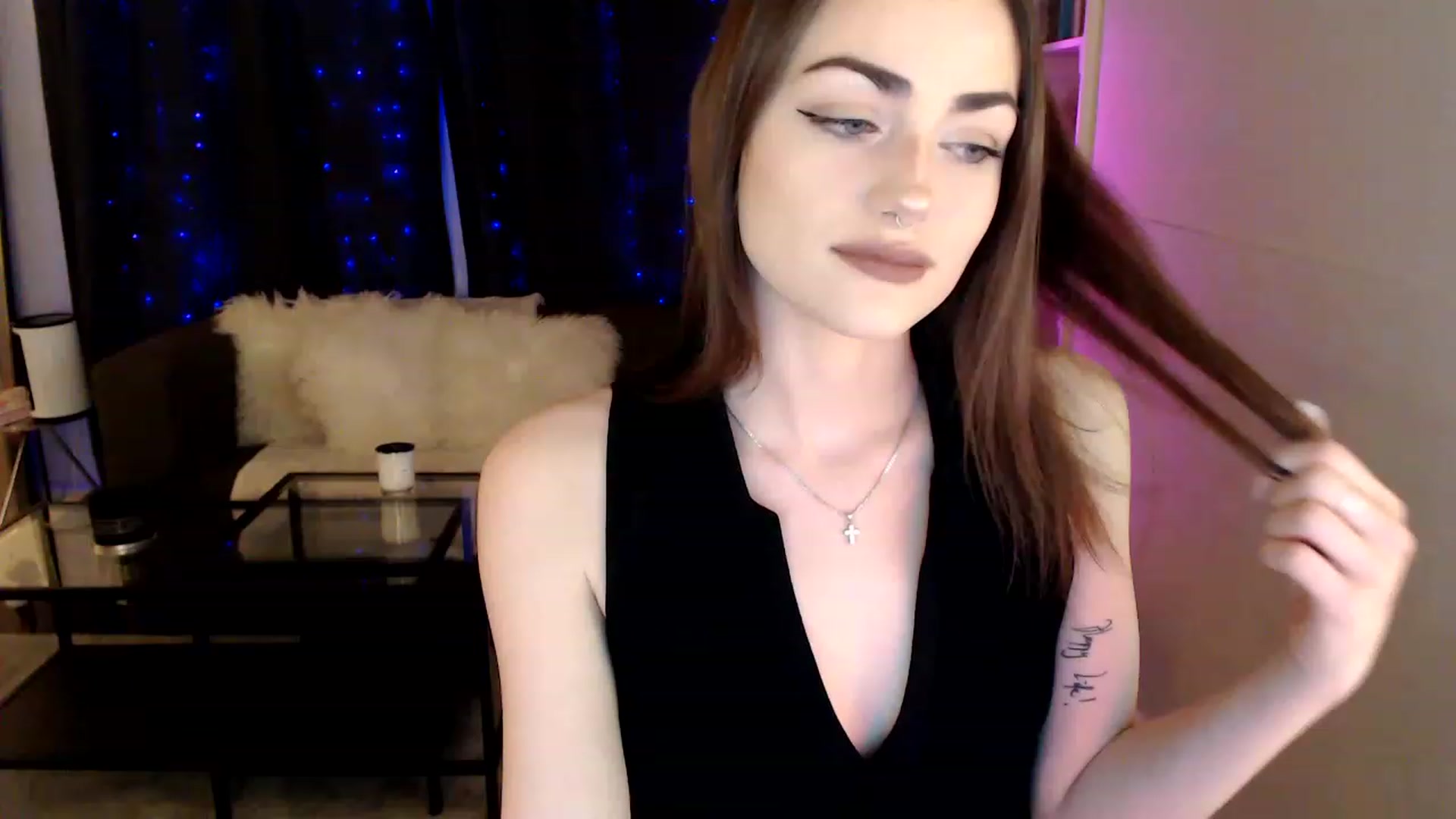 Gallery image thumbnail from angelpuppygrl's myfreecams stream on, 01/30/2023, 24:51 image 3 of 20