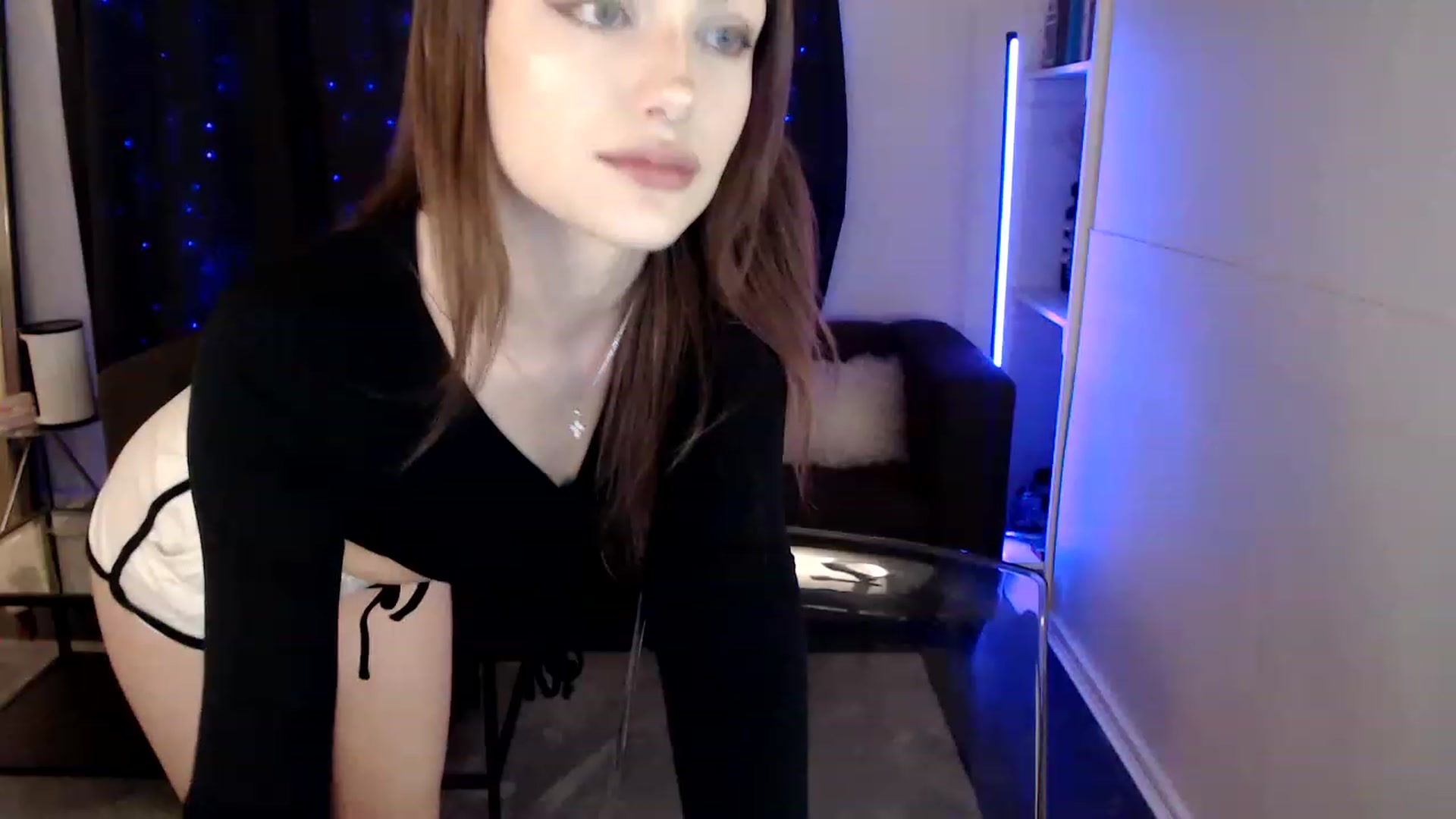 Gallery image thumbnail from angelpuppygrl's myfreecams stream on, 02/01/2023, 03:04 image 3 of 20