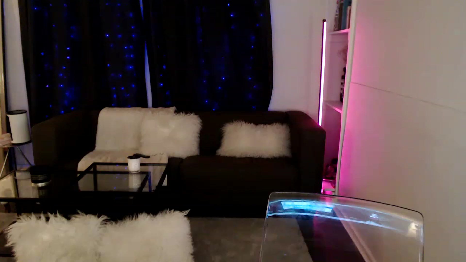 Gallery image thumbnail from angelpuppygrl's myfreecams stream on, 02/01/2023, 10:06 image 14 of 20