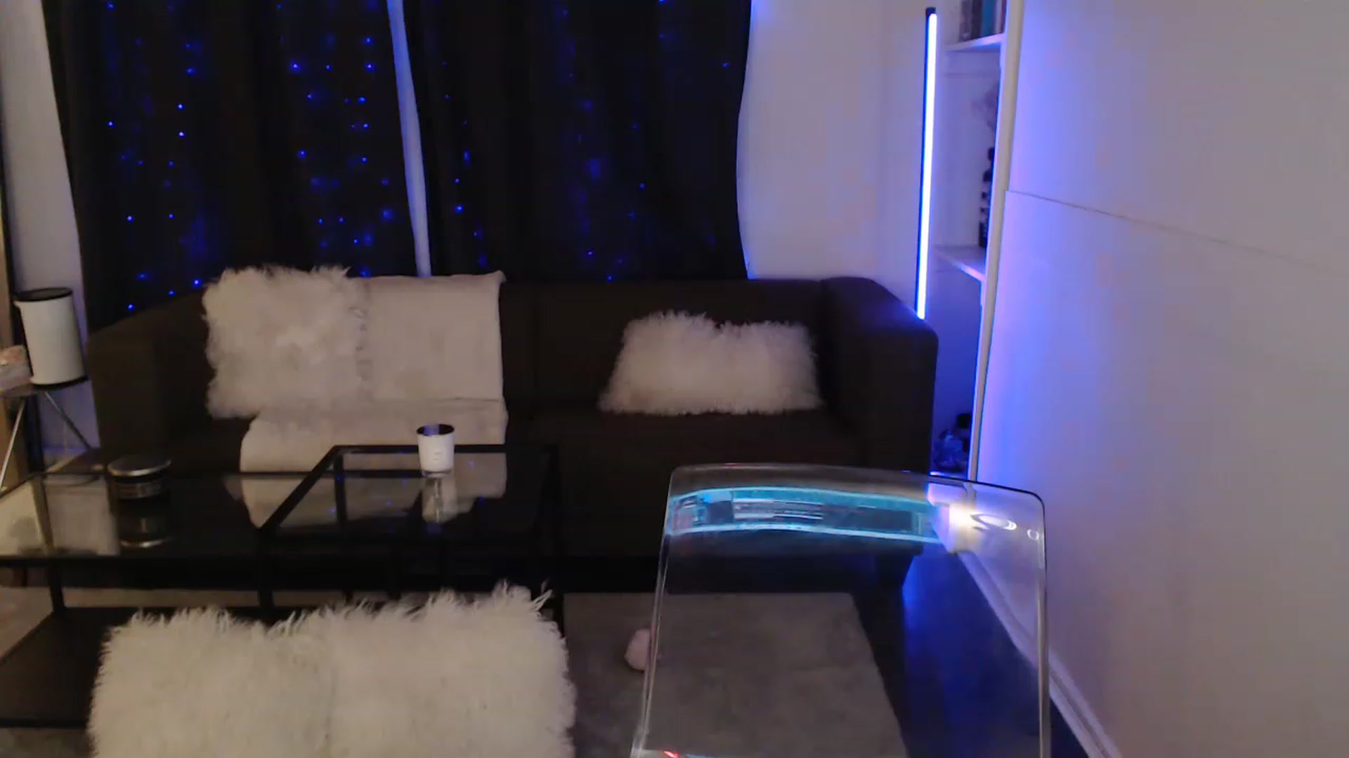 Gallery image thumbnail from angelpuppygrl's myfreecams stream on, 02/12/2023, 04:28 image 6 of 20